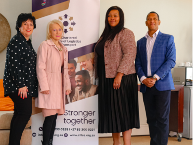 L-R: Martine Maraschin (Alto Training), Catherine Larkin CMILT (CILTSA Executive Director), Tshitshi Mholongo (TETA Road Freight Chamber) and Elvin Harris CMILT (CILTSA President) logistics-buyer.com