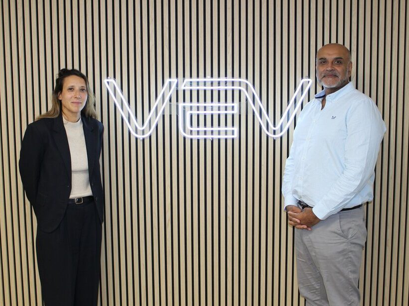 Clara Audry, General Partner at Jolt Capital and Mike Nakrani, CEO of VEV logistics-buyer.com